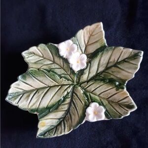 Takahashi San Francisco Hand Painted Trinket Tray Soap Dish flowers and leaves